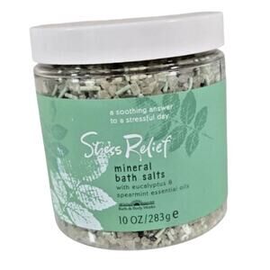 Bath & Body Works Stress Relief Mineral Bath Salts essential oil Mint Eucalyptus